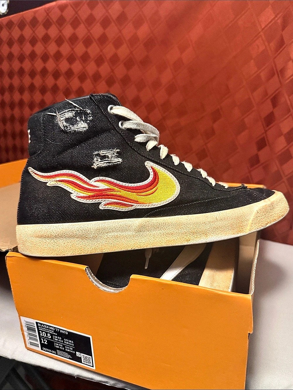 Nike Blazer Mid '77 VNTG High Top Sneakers Black & White US 10.5